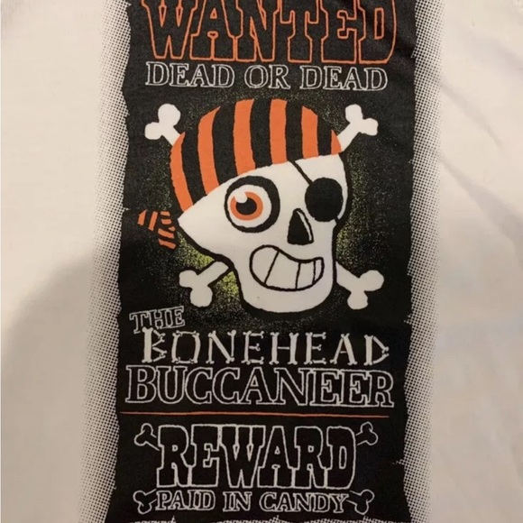 Halloween Boys Long Sleeve Pirate Skull T-shirt Tee 2T  Toddler White Black NWT - Picture 2 of 2